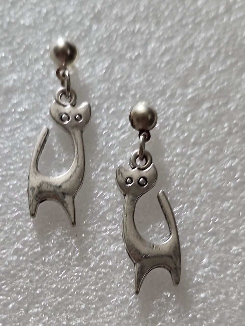 Hand Crafted Silver Cat Dangle Earrings